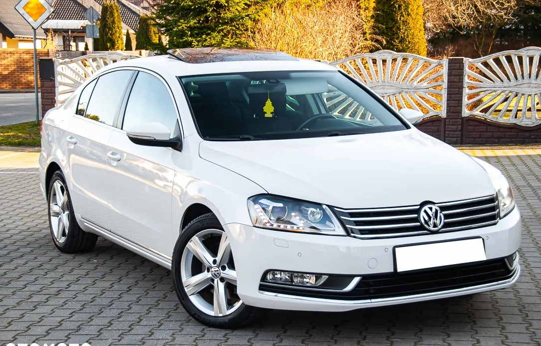 Volkswagen Passat cena 41900 przebieg: 225000, rok produkcji 2013 z Wyszków małe 742